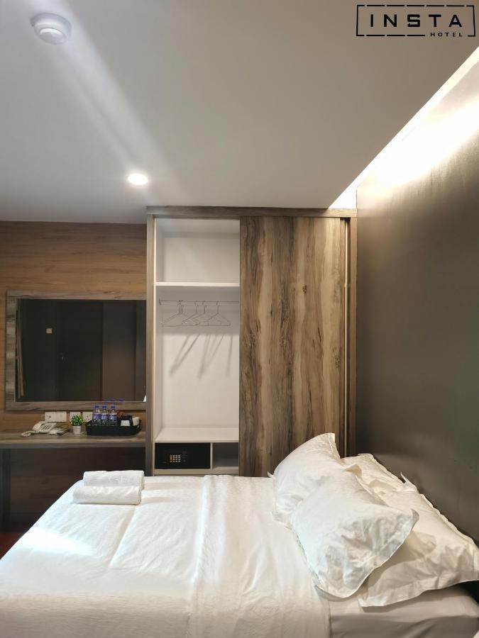 Insta Hotel 3*