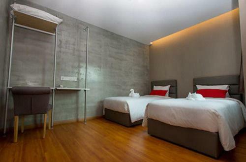 Insta Hotel 3*