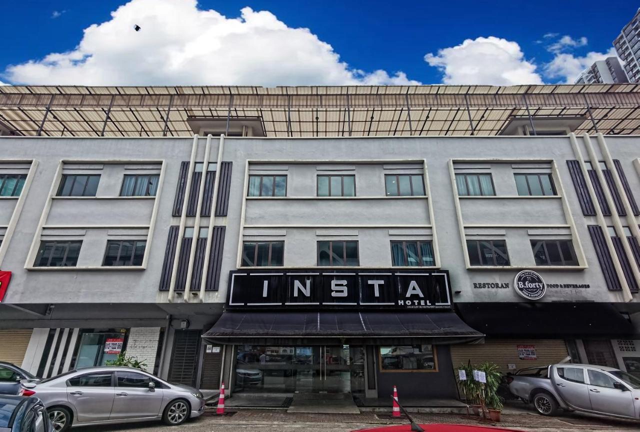 Insta Hotel 3*