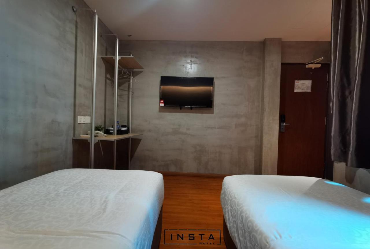 Insta Hotel 3*